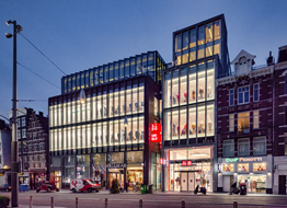 Netherlands: Kalverstraat Store