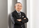 （株）ファーストリテイリング　代表取締役会長兼社長　柳井正