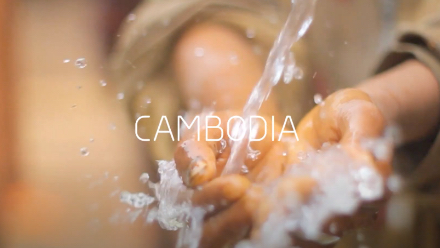 UNIQLO x Charity Water