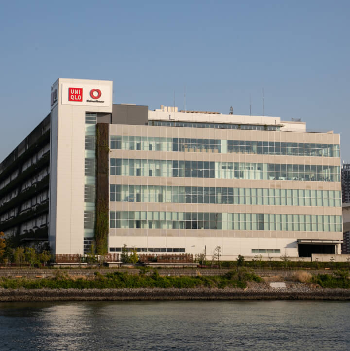 有明EC倉庫(東京)のスライド写真1