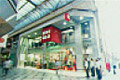 Opened first large-size UNIQLO store (1,600sqm)