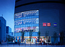 UNIQLO OSAKA (global flagship store)