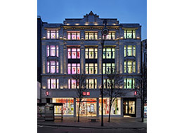 UK:311 Oxford Street store