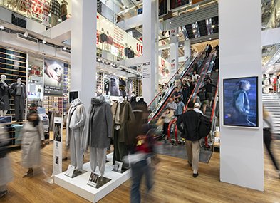 米国： ニューヨーク5番街店