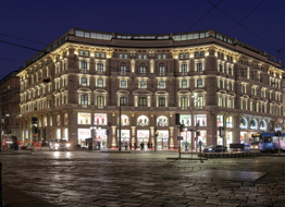 Italy:Piazza Cordusio Store