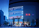 UNIQLO OSAKA（グローバル旗艦店）