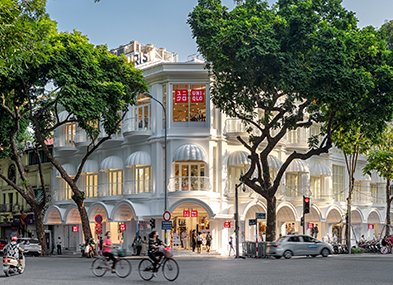 Vietnam:Ho Hoan Kiem store