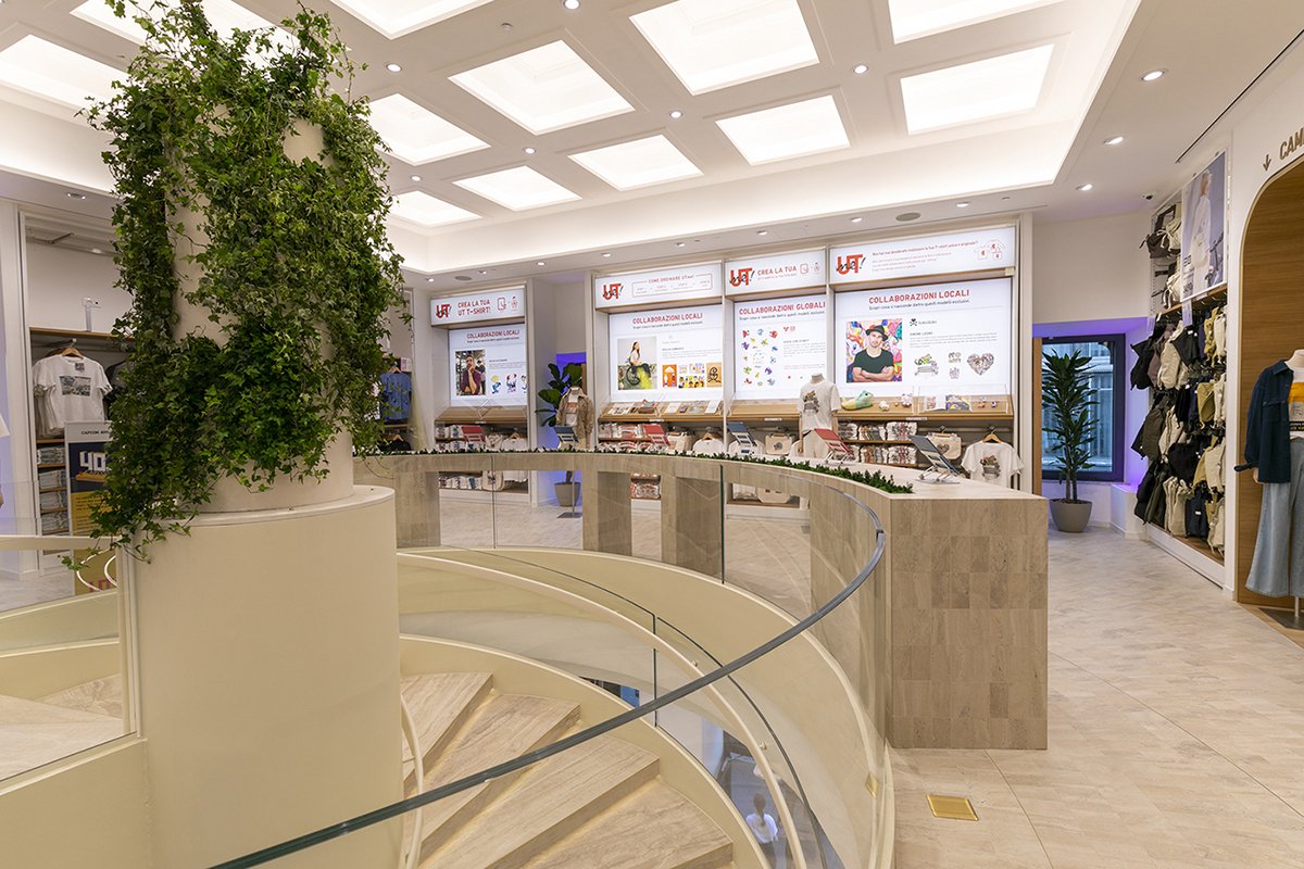 More Than 700 Customers Anxiously Waited For The Opening Of The New 