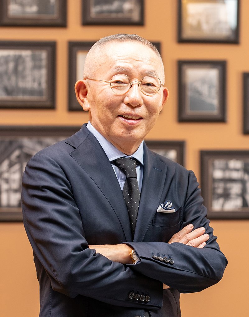 董事長、總裁兼CEO　柳井正